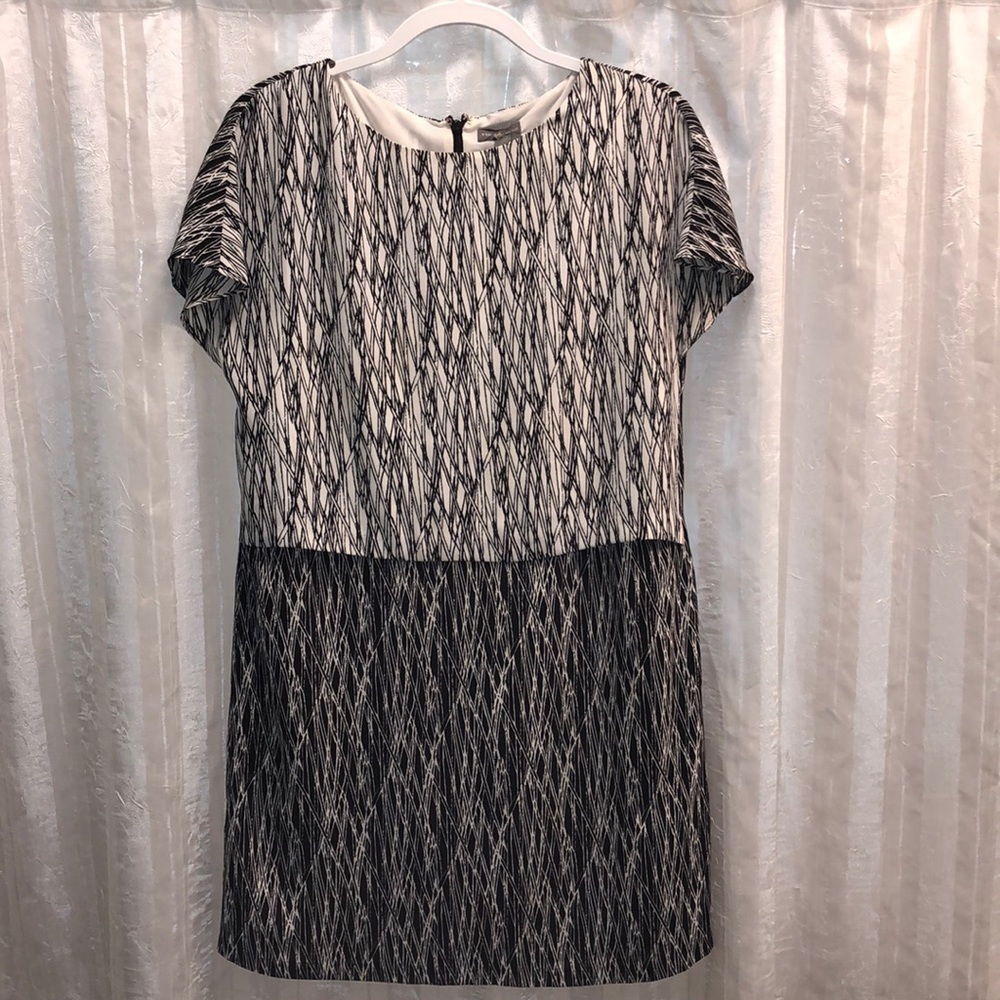 Vince Camuto Dress. Size XS.